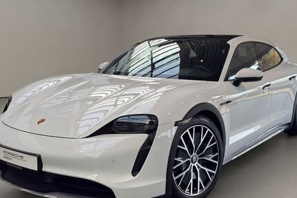 Porsche Taycan 61.874 km 56.900 &euro; Aachen 52068