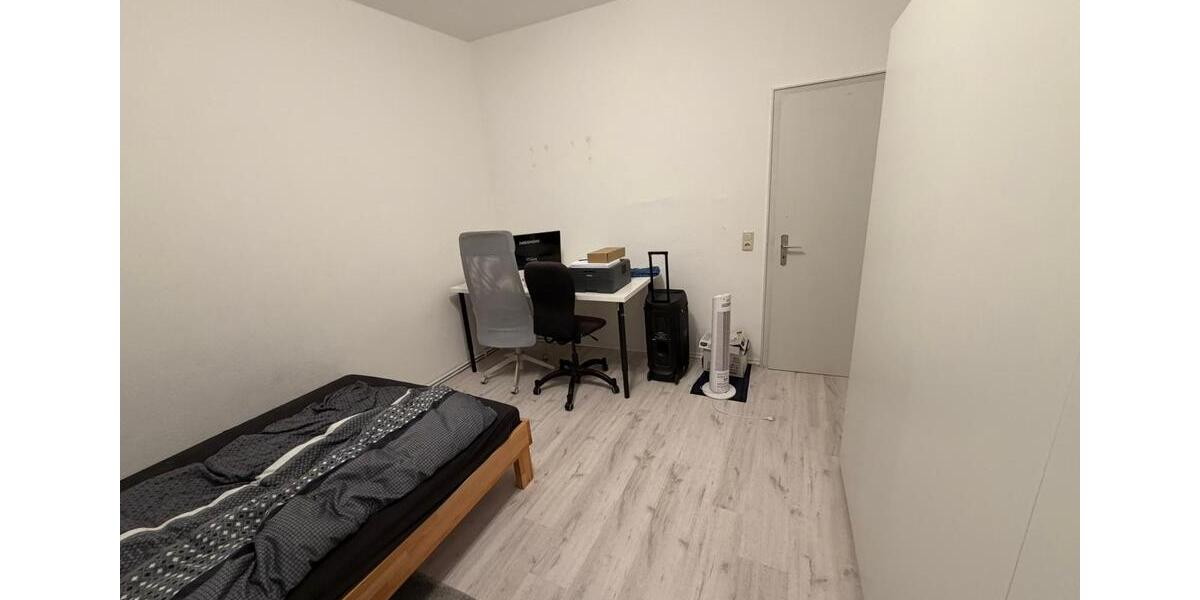 Etagenwohnung Aachen Eilendorf - 1 Zimmer, 16 m&sup2;, 420&euro; | Angebot:26048068