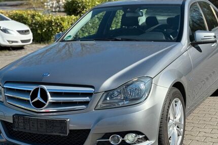 Mercedes-Benz C 200 238.157 km 7.400 &euro; Alsdorf 52477