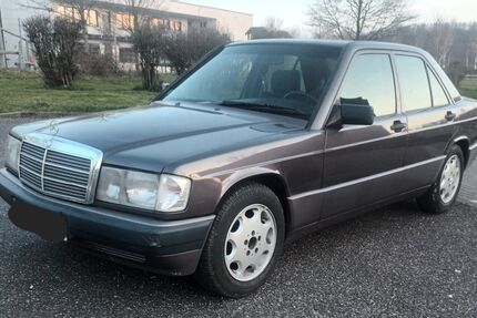 Mercedes-Benz 190 242.200 km 5.350 &euro; Alsdorf 52477