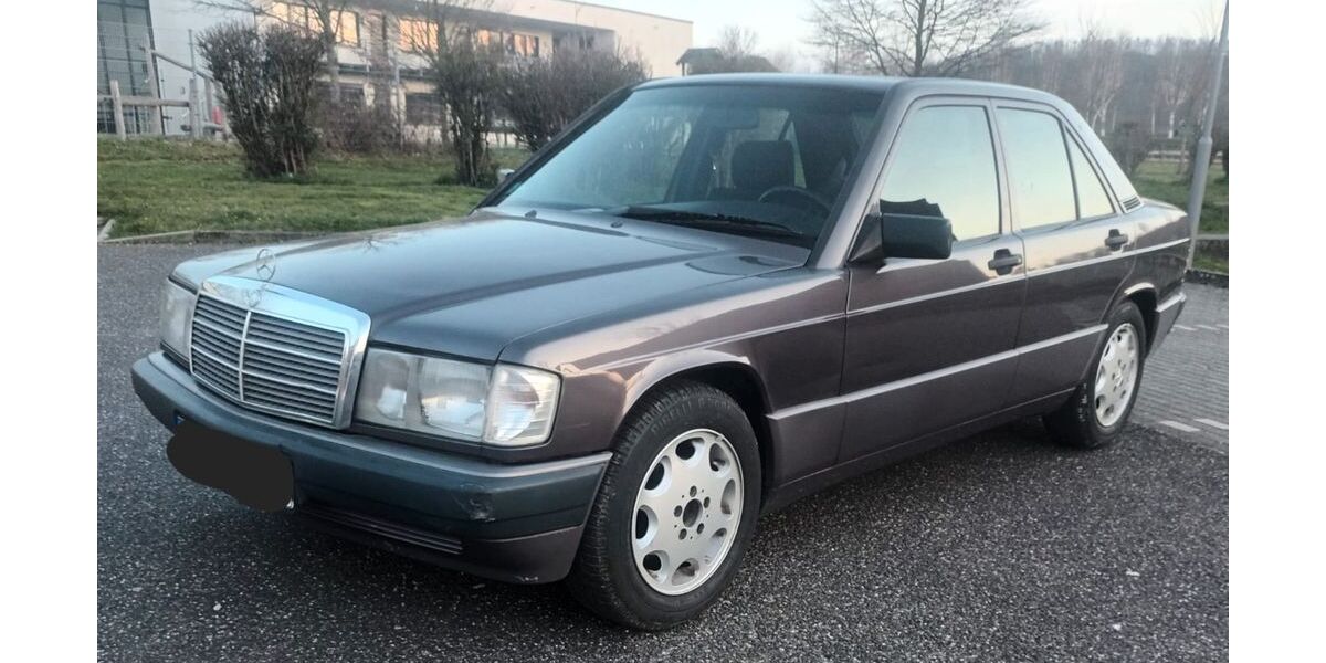 Mercedes-Benz 190 242.200 km 5.350 &euro; Alsdorf 52477