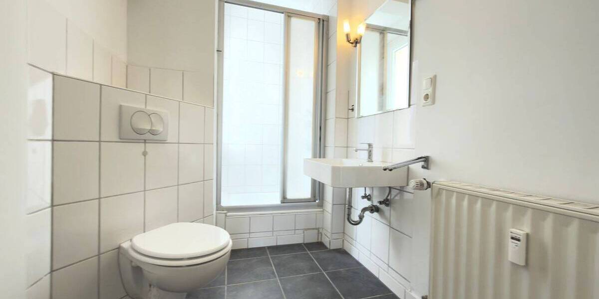 Etagenwohnung Aachen Aachen-Mitte - 2 Zimmer, 75 m&sup2;, 227.500&euro; | Angebot:26107049