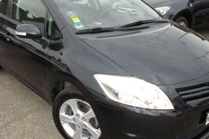 Toyota Auris 234.000 km 4.900 &euro; Übach-Palenberg 52531