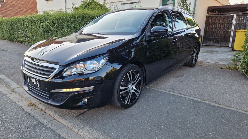 Peugeot 308 160.000 km 6.200 &euro; Eschweiler 52249