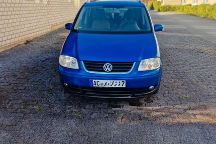 VW Touran 249.950 km 2.500 &euro; Herzogenrath 52134