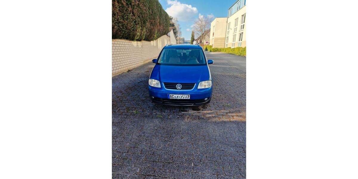 VW Touran 249.950 km 2.500 &euro; Herzogenrath 52134