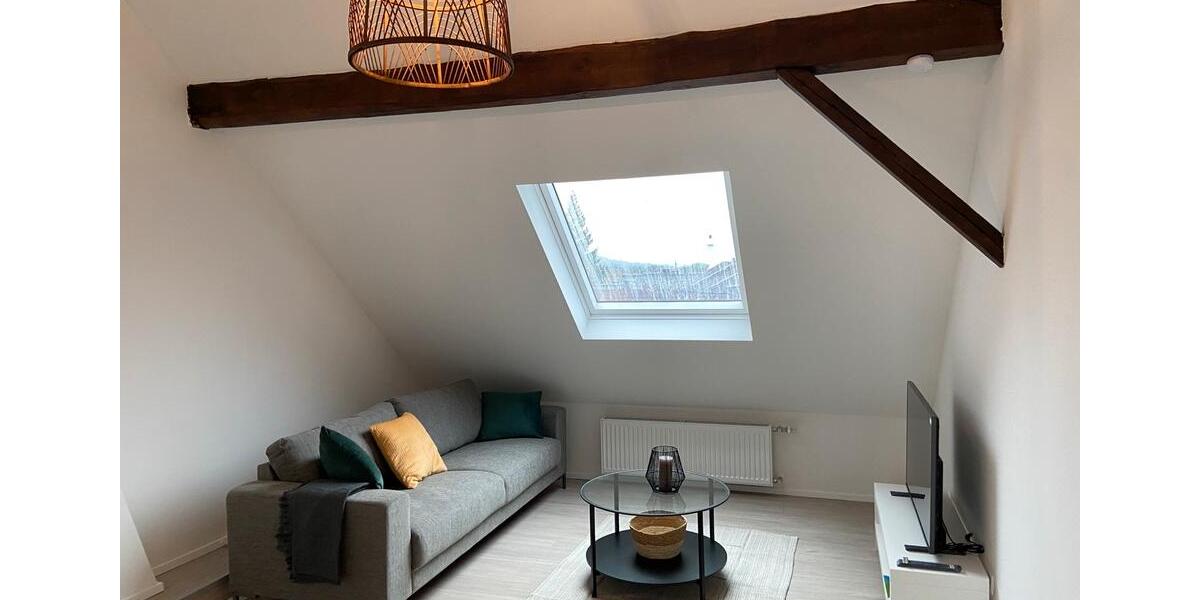 Dachgeschoßwohnung Aachen Aachen-Mitte - 4 Zimmer, 75 m&sup2;, 990&euro; | Angebot:26492799