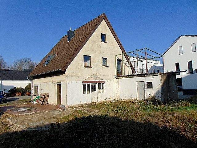 Einfamilienhaus Bedburg Königshoven - 4 Zimmer, 141 m&sup2;, 288.000&euro; | Angebot:25666553