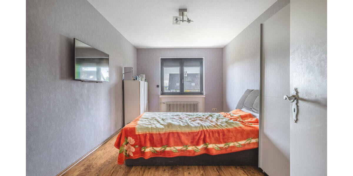 Einfamilienhaus Baesweiler Oidtweiler - 6 Zimmer, 263 m&sup2;, 600.000&euro; | Angebot:26192236