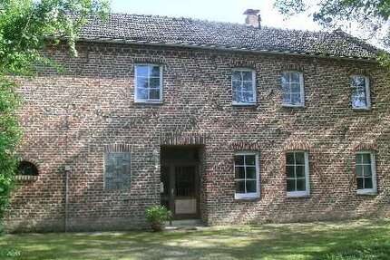 Haus Heinsberg - 6 Zimmer, 146 m&sup2;, 328.000&euro; | Angebot:23992786