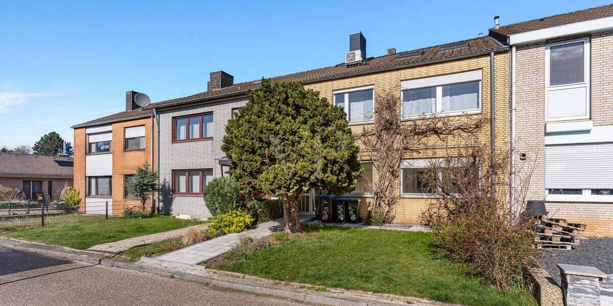 Mehrfamilienhaus, Wohnhaus Würselen - 6 Zimmer, 189 m&sup2;, 395.000&euro; | Angebot:26160357