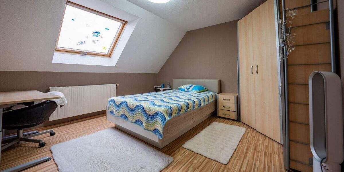 Doppelhaushälfte Übach-Palenberg / Marienberg Marienberg - 5 Zimmer, 155 m&sup2;, 389.000&euro; | Angebot:25879587