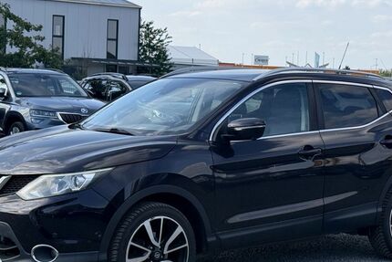 Nissan Qashqai 155.900 km 7.950 &euro; Düren 52351