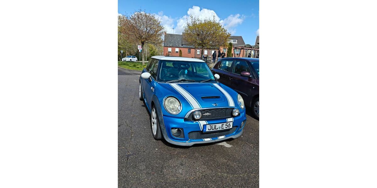 Mini John Cooper Works 189.000 km 3.180 &euro; Aldenhoven 52457