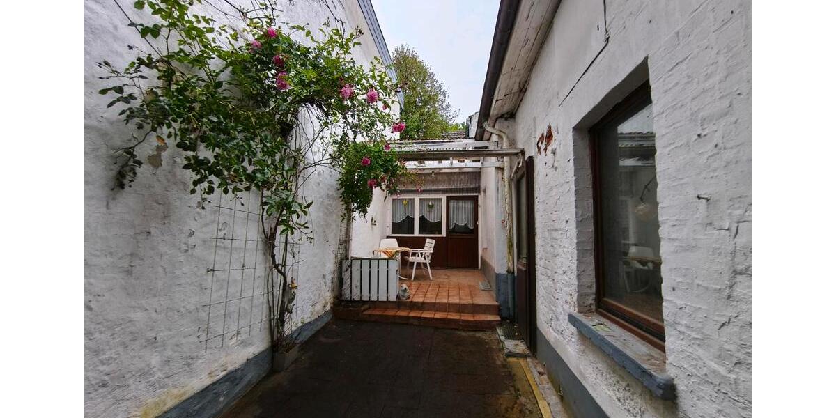 Bauernhaus, Landhaus Linnich - 5 Zimmer, 130 m&sup2;, 59.000&euro; | Angebot:27054470