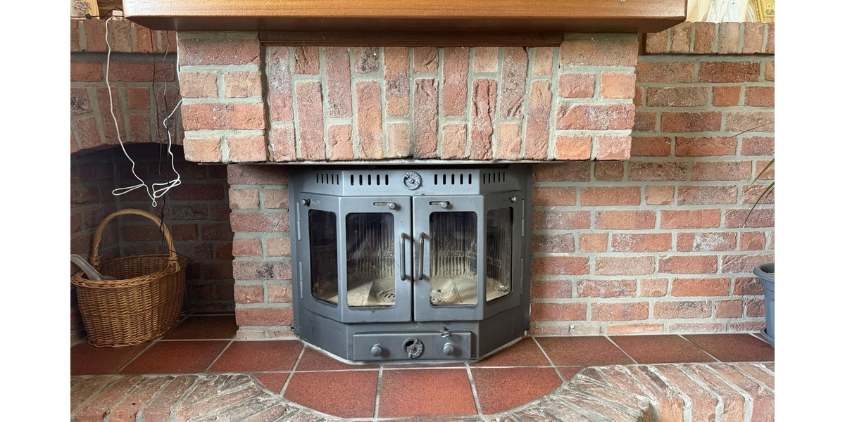 3D: Familienglück in ruhiger Lage - Sehr gepflegtes Einfamilienhaus mit Kamin, Balkon und viel Platz - Reihenendhaus Gangelt | Angebot:26748668