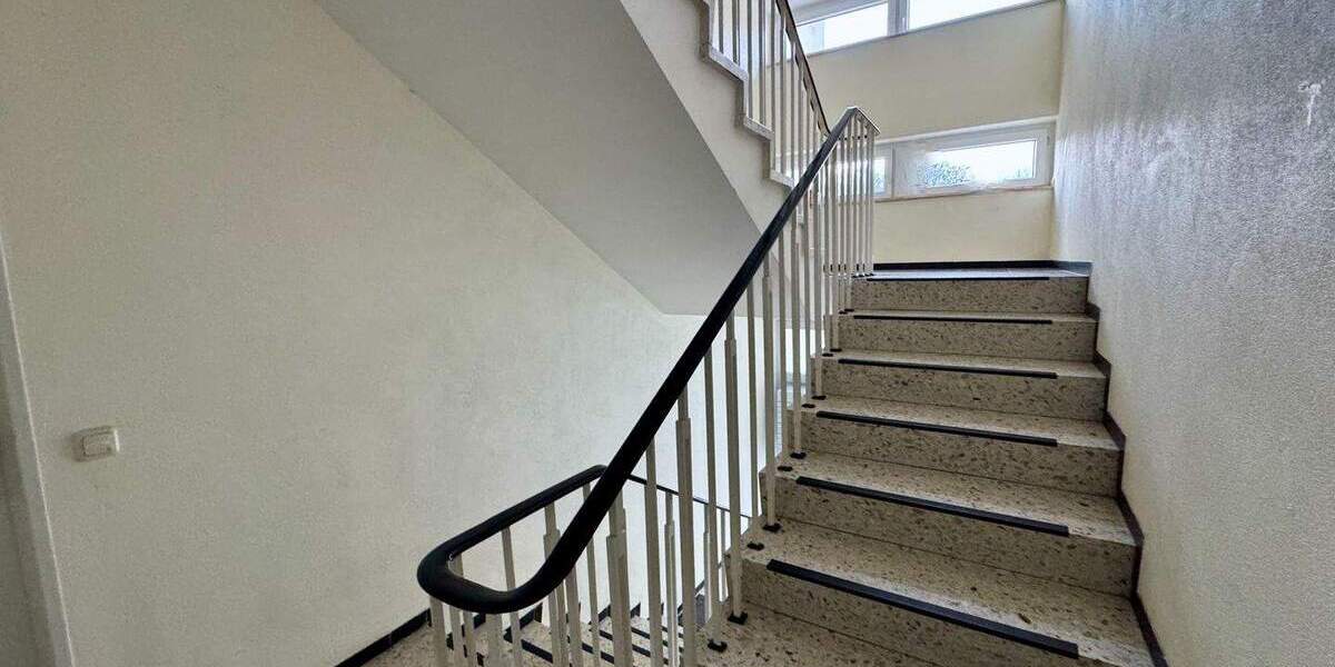 Etagenwohnung Aachen Aachen-Mitte - 3 Zimmer, 90 m&sup2;, 199.000&euro; | Angebot:25664769