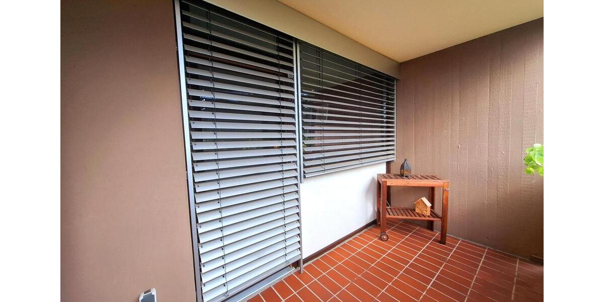 Etagenwohnung Aachen Aachen-Mitte - 3 Zimmer, 93 m&sup2;, 1.300&euro; | Angebot:25944887