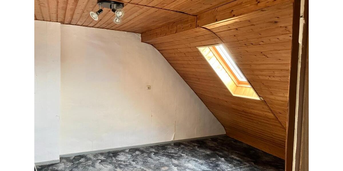 Reihenhaus Düren Mariaweiler-Hoven - 7 Zimmer, 115 m&sup2;, 250.000&euro; | Angebot:26544760