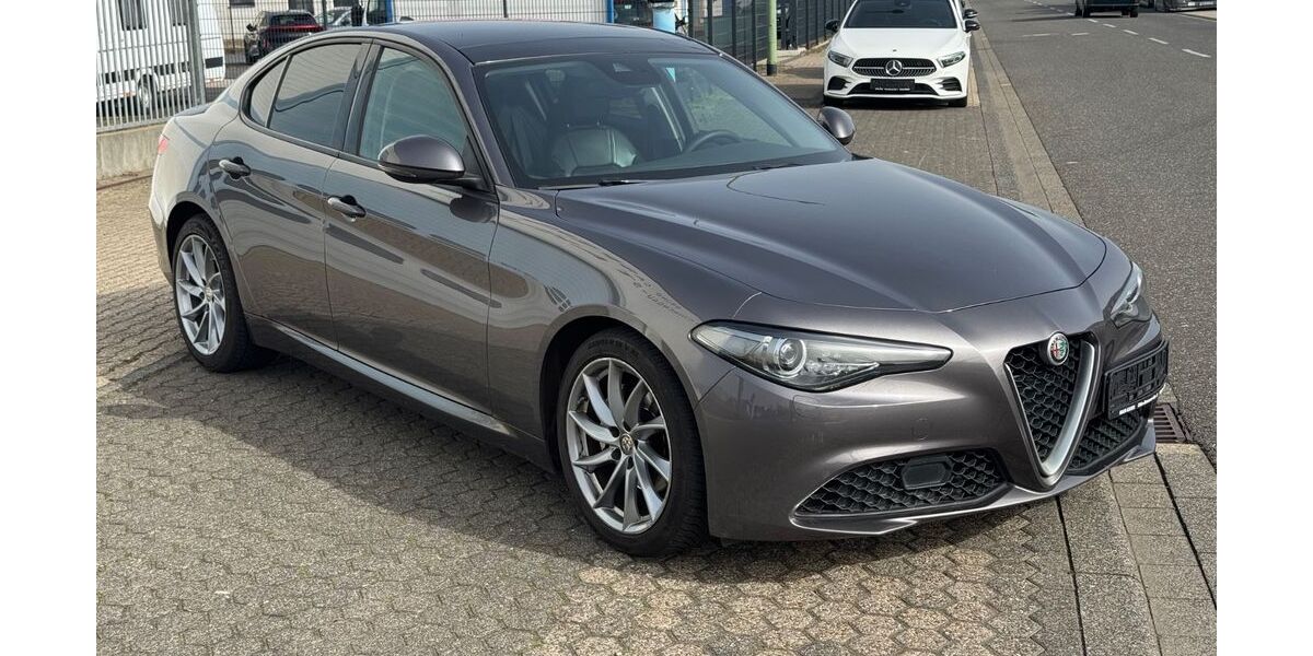 Alfa Romeo Giulia 156.414 km 14.999 &euro; Düren 52353