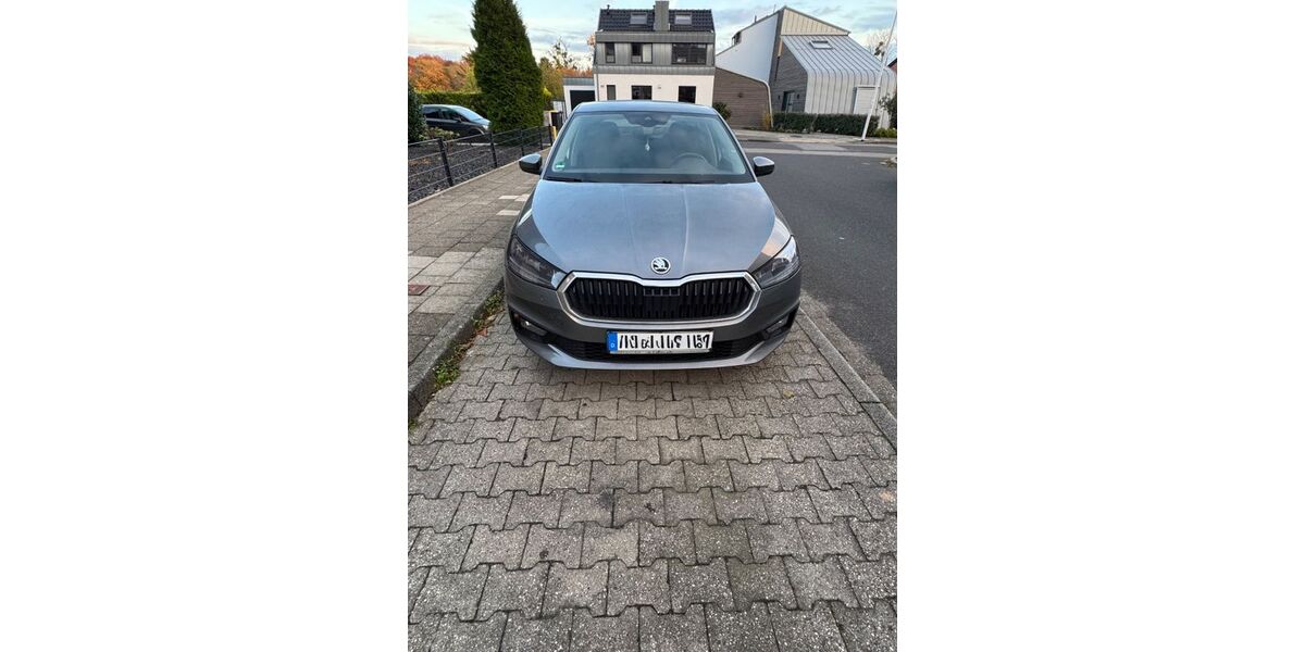Skoda Fabia 24.000 km 17.800 &euro; Herzogenrath 52134