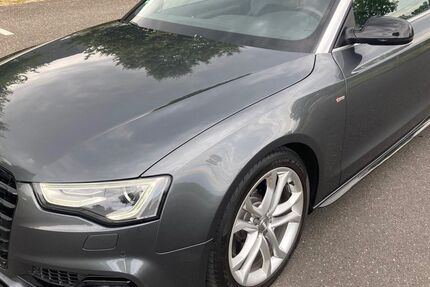 Audi A5 127.000 km 17.900 &euro; Düren 52351