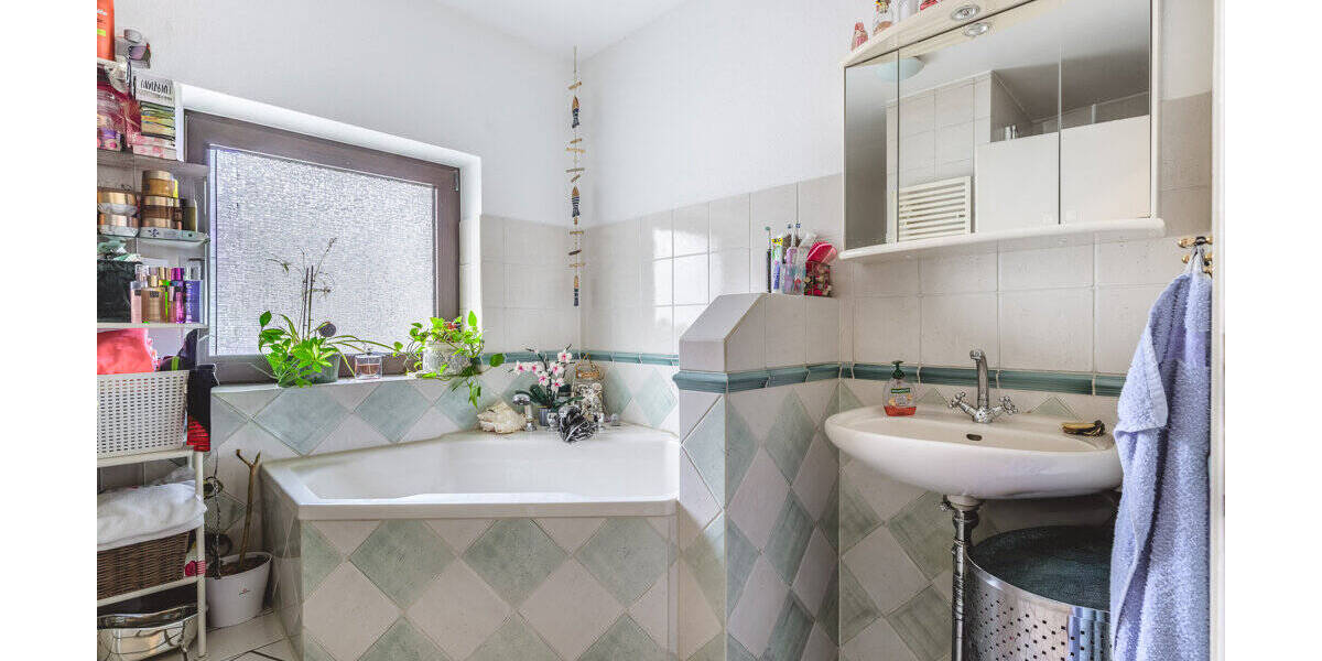 Mehrfamilienhaus, Wohnhaus Herzogenrath - 9 Zimmer, 227 m&sup2;, 439.000&euro; | Angebot:26192217