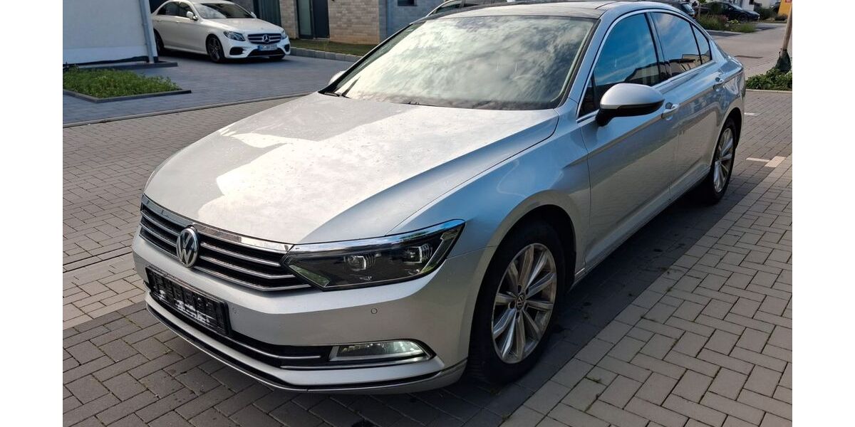 VW Passat 308.000 km 9.500 &euro; Herzogenrath 52134