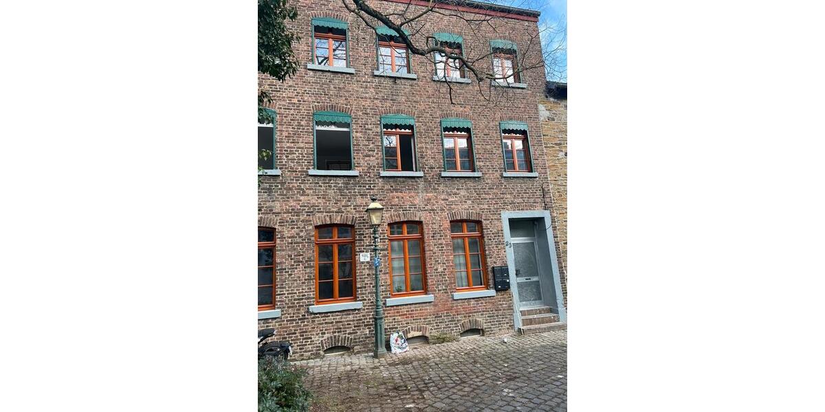 Mehrfamilienhaus, Wohnhaus Stolberg (Rheinland) - 7 Zimmer, 240 m&sup2;, 380.000&euro; | Angebot:26885187