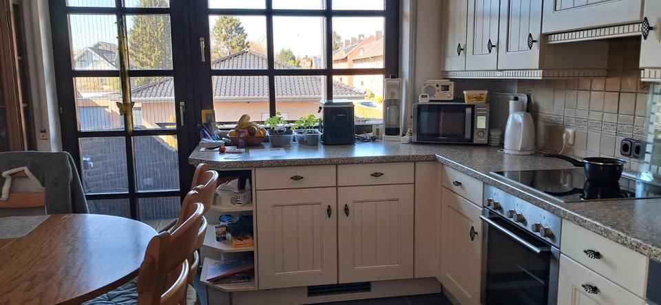 Etagenwohnung Baesweiler - 3 Zimmer, 135 m&sup2;, 1.206&euro; | Angebot:25994234