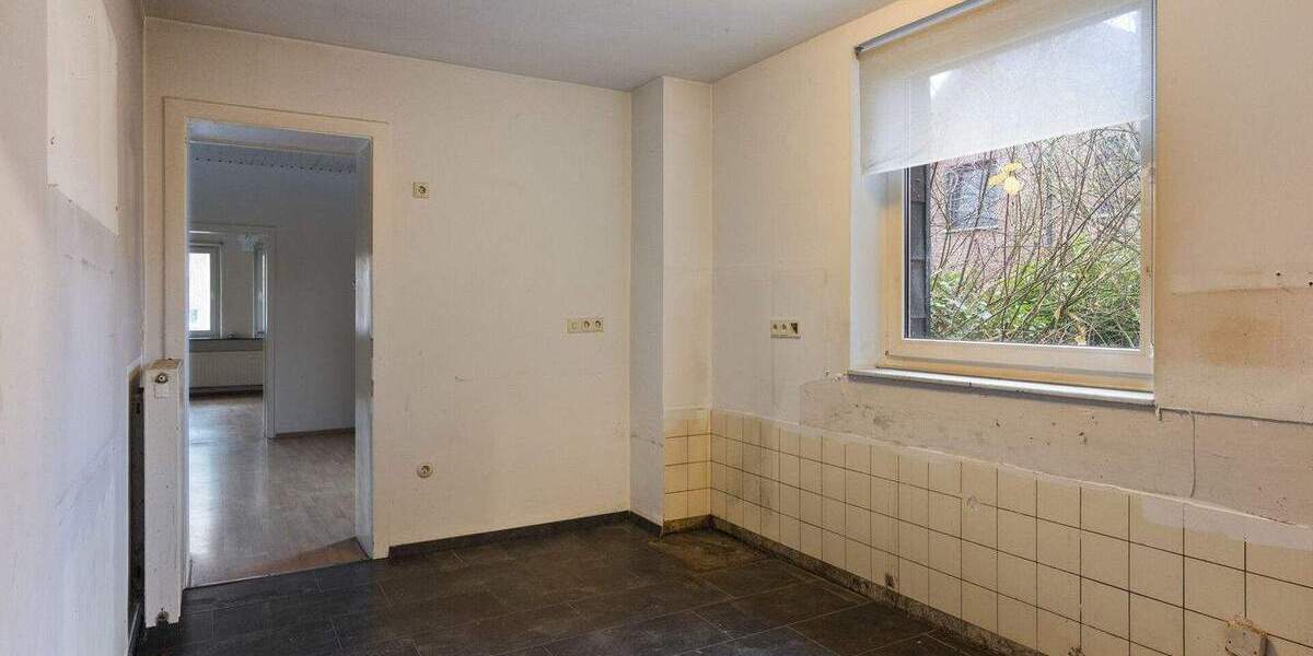 Mehrfamilienhaus, Wohnhaus Geilenkirchen - 6 Zimmer, 140 m&sup2;, 349.000&euro; | Angebot:25707174