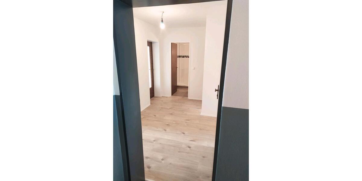 Dachgeschoßwohnung Stolberg (Rhld.) Büsbach - 3 Zimmer, 66 m&sup2;, 159.000&euro; | Angebot:27022666