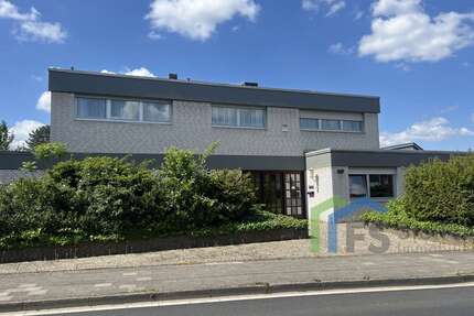 Haus Düren Rölsdorf - 7 Zimmer, 300 m&sup2;, 750.000&euro; | Angebot:23330728