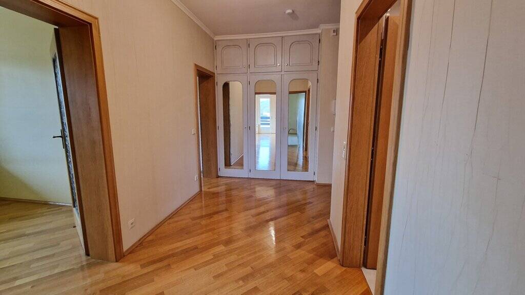 Etagenwohnung Aachen Aachen-Mitte - 3 Zimmer, 79 m&sup2;, 219.000&euro; | Angebot:26192180