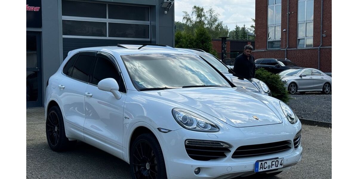 Porsche Cayenne 112.800 km 19.999 &euro; Aachen 52068