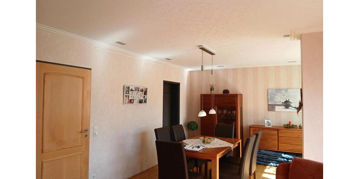 Reihenhaus Hückelhoven - 4 Zimmer, 168 m&sup2;, 368.000&euro; | Angebot:26096905