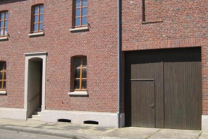 Haus Linnich - 8 Zimmer, 150 m&sup2;, 420.000&euro; | Angebot:25282171