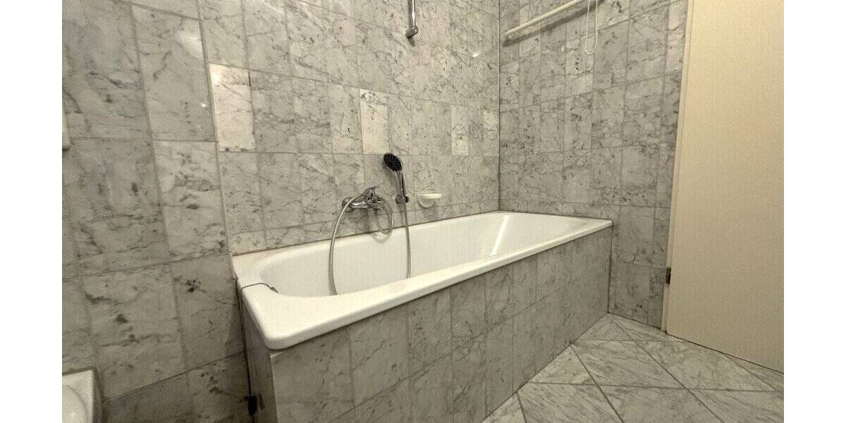 Etagenwohnung Stolberg Breinig - 2 Zimmer, 72 m&sup2;, 212.000&euro; | Angebot:26192211