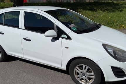 Opel Corsa 202.000 km 2.390 &euro; Aachen 52064