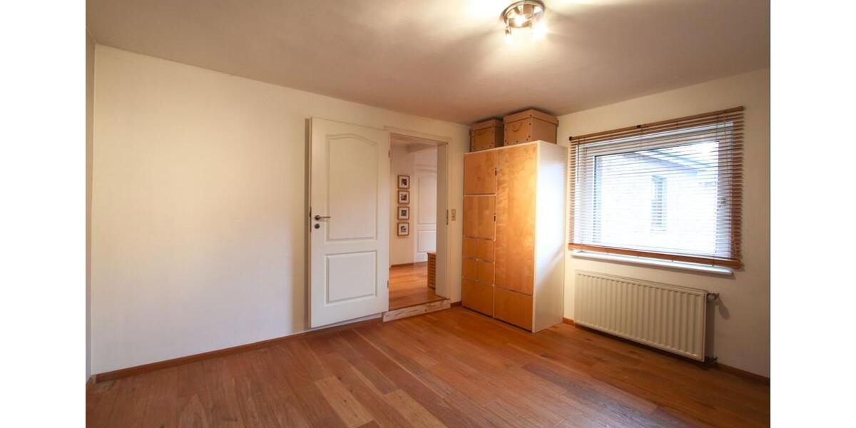 Einfamilienhaus Gangelt - 8 Zimmer, 235 m&sup2;, 409.000&euro; | Angebot:25273012