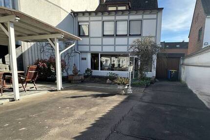 Haus Düren Gürzenich - 7 Zimmer, 178 m&sup2;, 355.000&euro; | Angebot:26190016