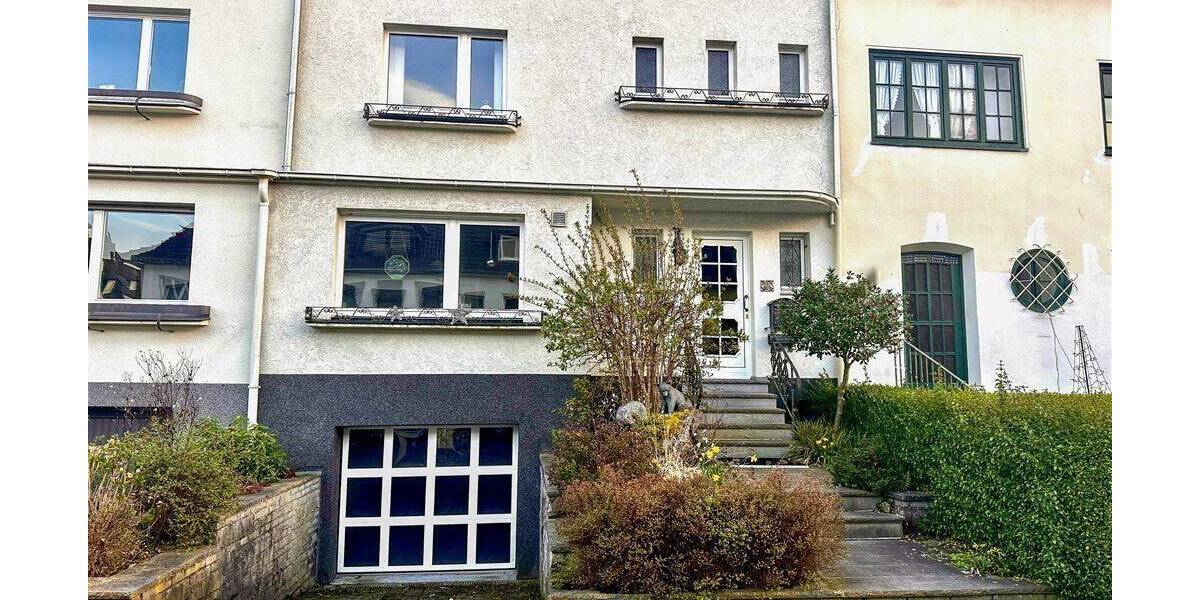 Reihenmittelhaus Aachen Aachen-Mitte - 7 Zimmer, 140 m&sup2;, 695.000&euro; | Angebot:26065134