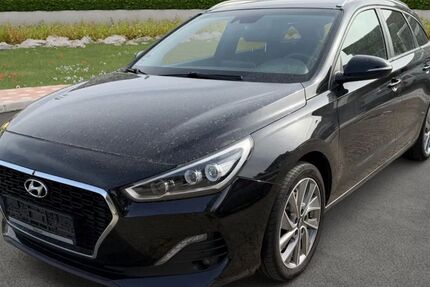 Hyundai i30 170.000 km 7.999 &euro; Aachen 52080