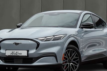 Ford Mustang Mach-E 9.500 km 51.450 &euro; Düren 52349