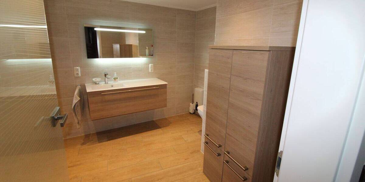 Mehrfamilienhaus, Wohnhaus Geilenkirchen Lindern - 6 Zimmer, 124 m&sup2;, 229.000&euro; | Angebot:25728232