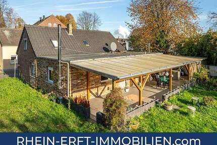 Haus Bedburg - 4 Zimmer, 156 m&sup2;, 275.000&euro; | Angebot:23752665