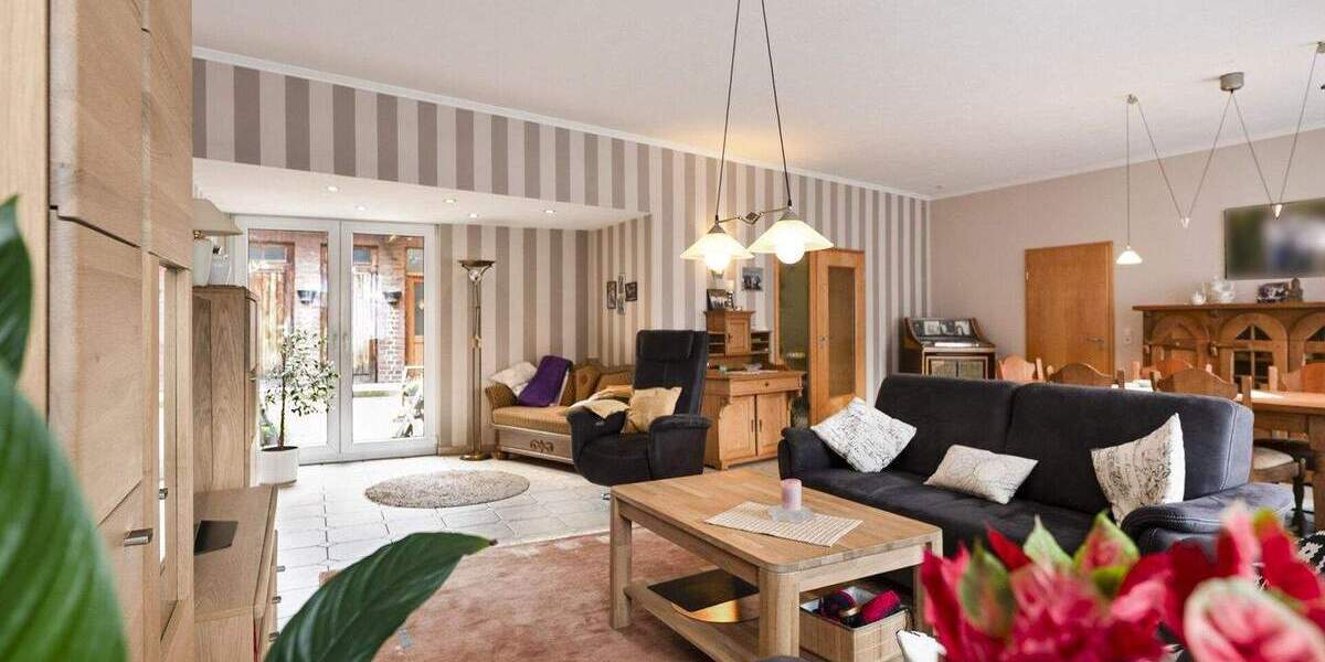 Mehrfamilienhaus, Wohnhaus Heinsberg / Scheifendahl Straeten - 8 Zimmer, 302 m&sup2;, 289.800&euro; | Angebot:25837748