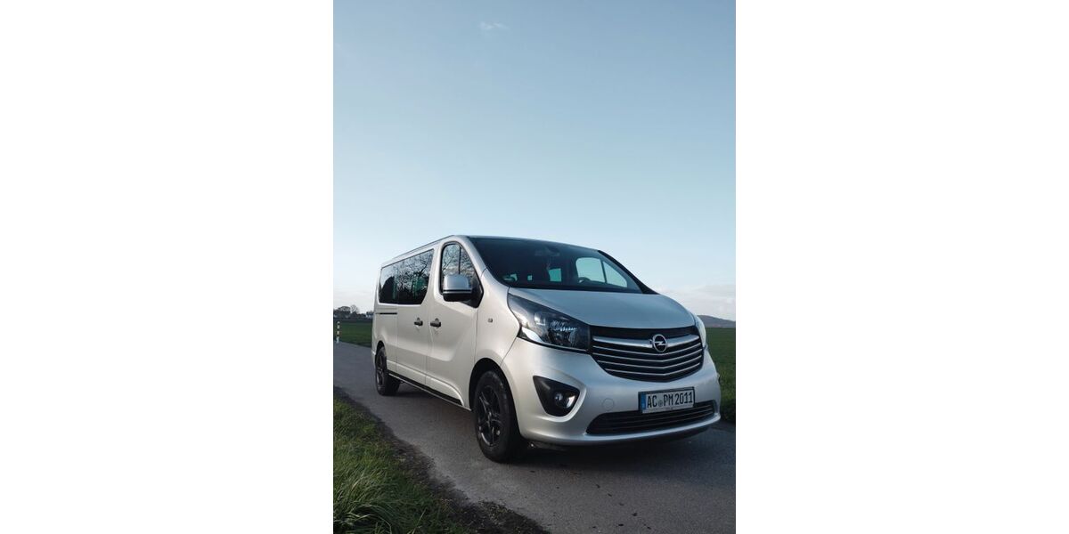 Opel Vivaro 190.000 km 13.500 &euro; Würselen 52146