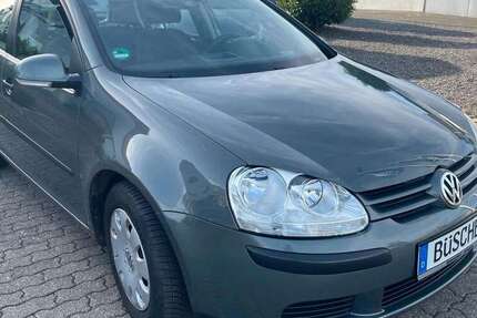 VW Golf 124.000 km 5.850 &euro; Stolberg 52222