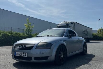 Audi TT 209.877 km 5.600 &euro; Alsdorf 52477